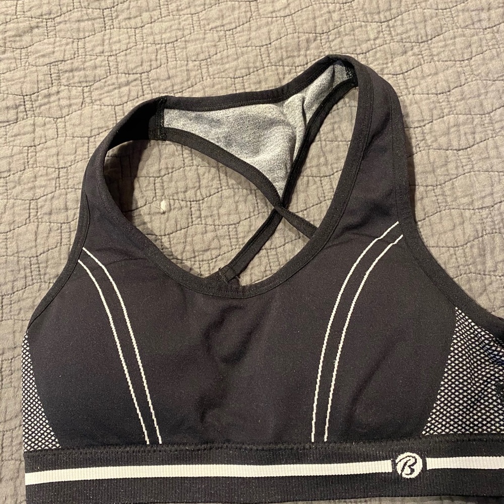 Black and white sports bra size small